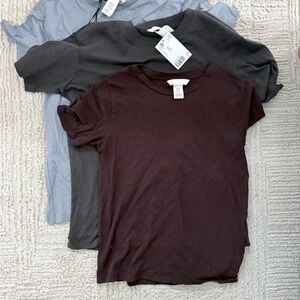 Set of Three Casual T-Shirts in Brown, Gray, and Blues